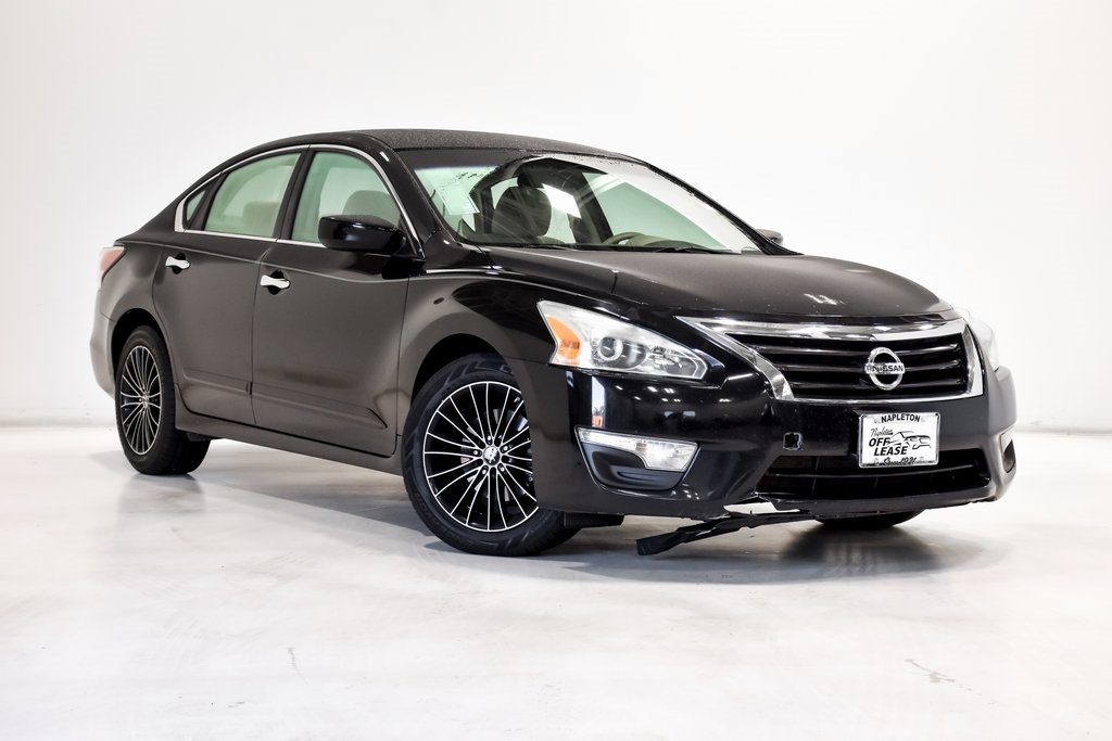 2014 Nissan Altima 2.5 S 3