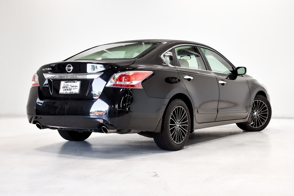 2014 Nissan Altima 2.5 S 8