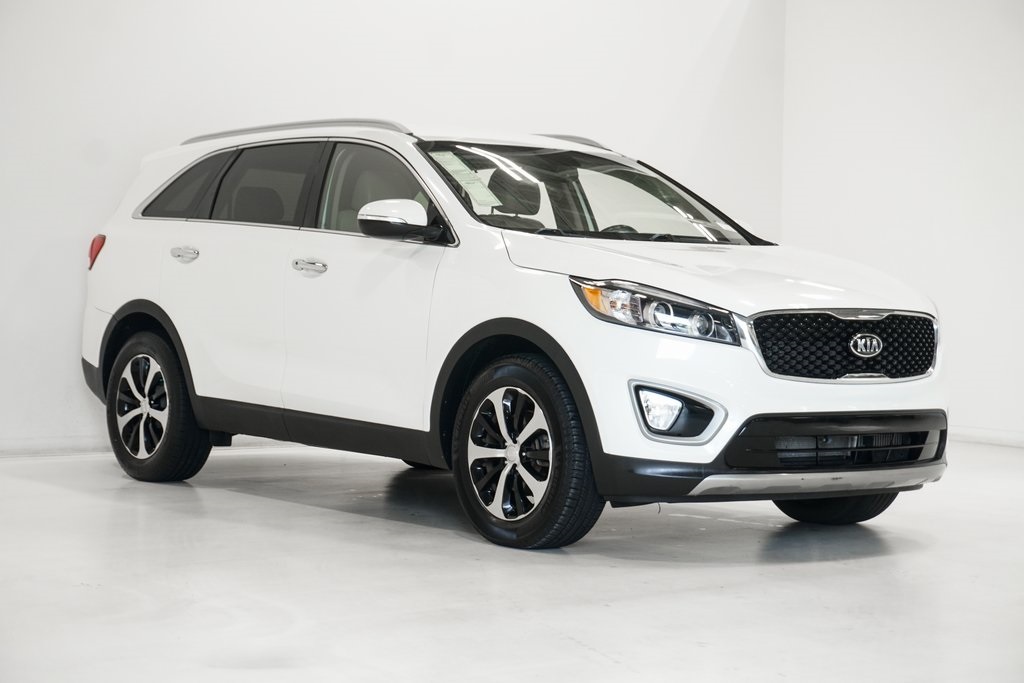 2017 Kia Sorento EX 4