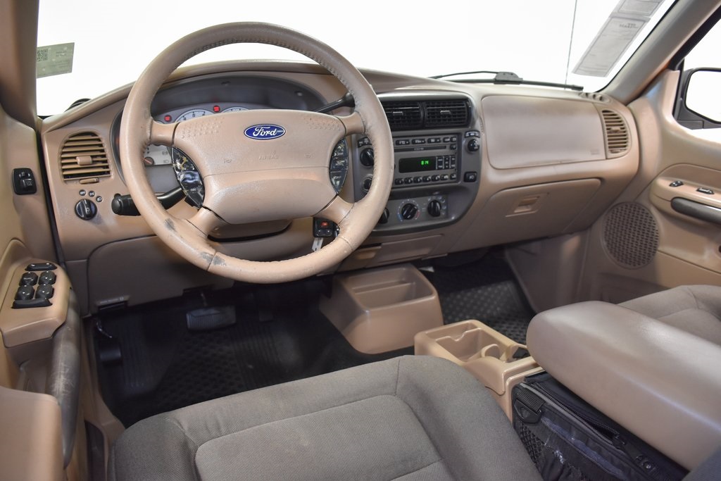 2001 Ford Explorer Sport Trac Base 6