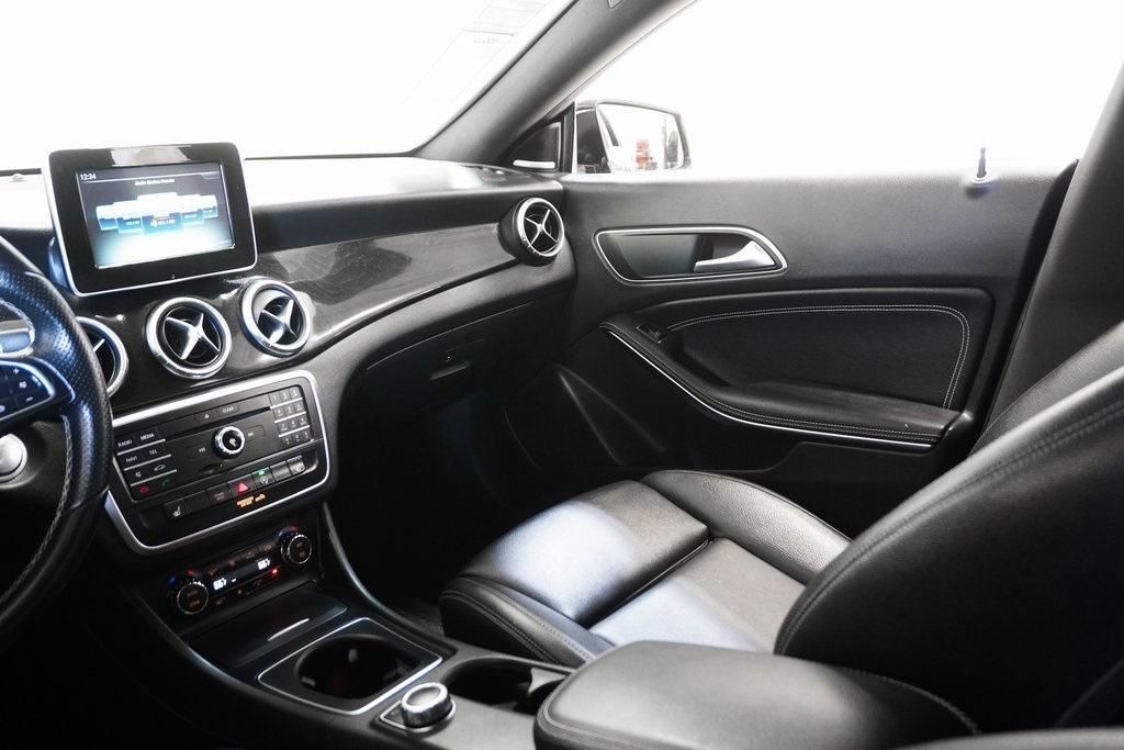 2016 Mercedes-Benz CLA CLA 250 17