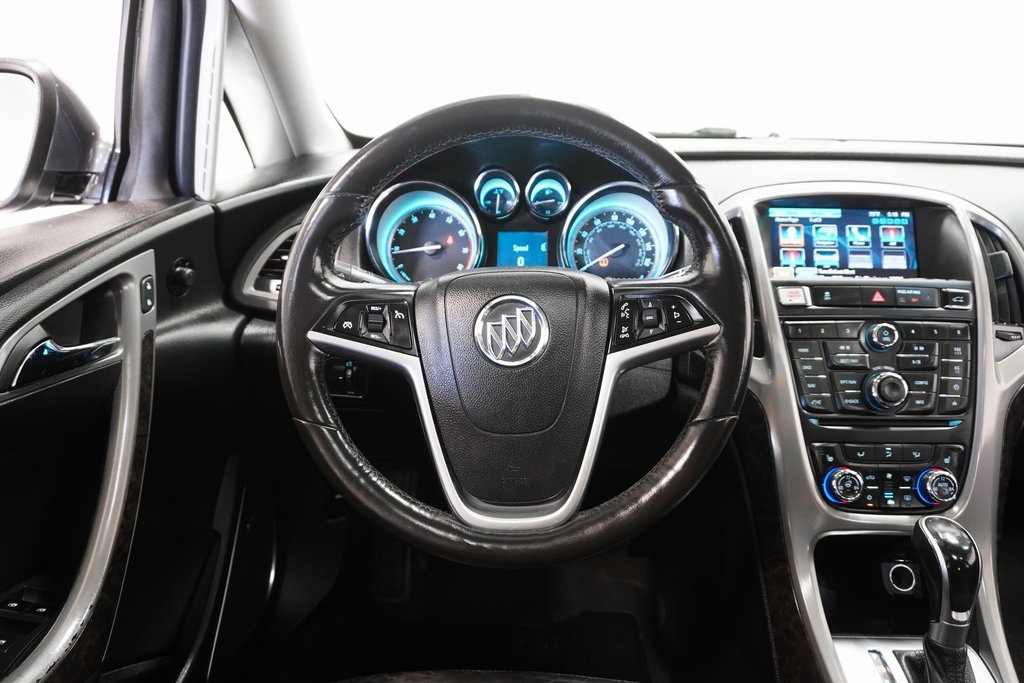 2013 Buick Verano Leather Group 20