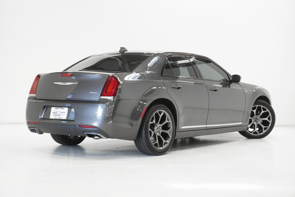 2017 Chrysler 300 S 7