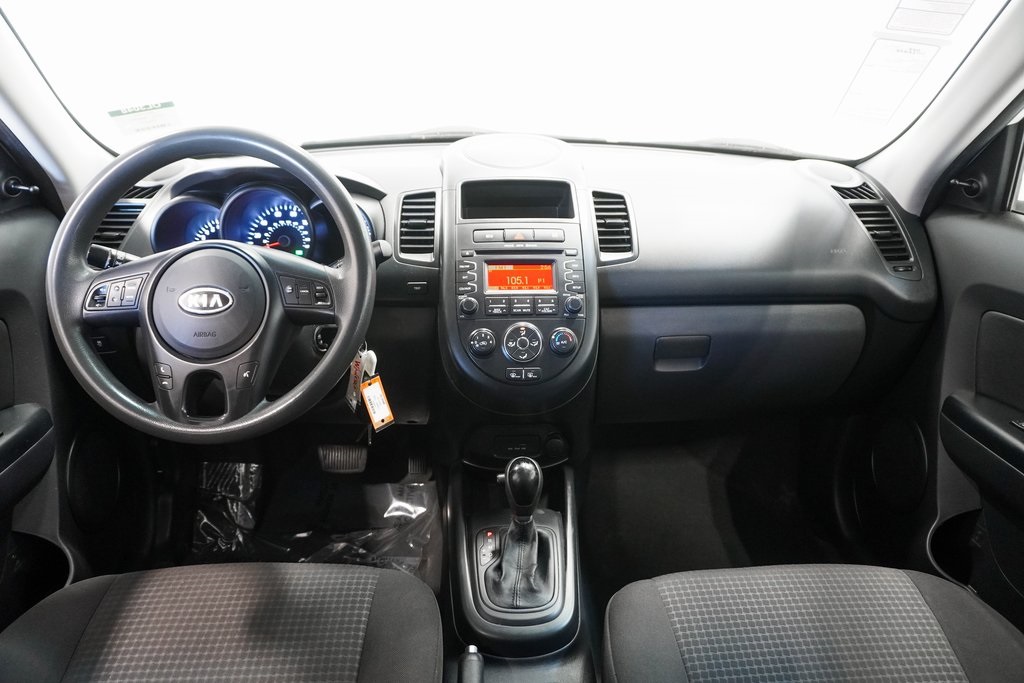 2012 Kia Soul Base 12