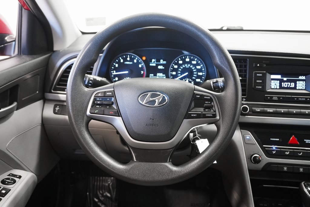 2018 Hyundai Elantra SE 17