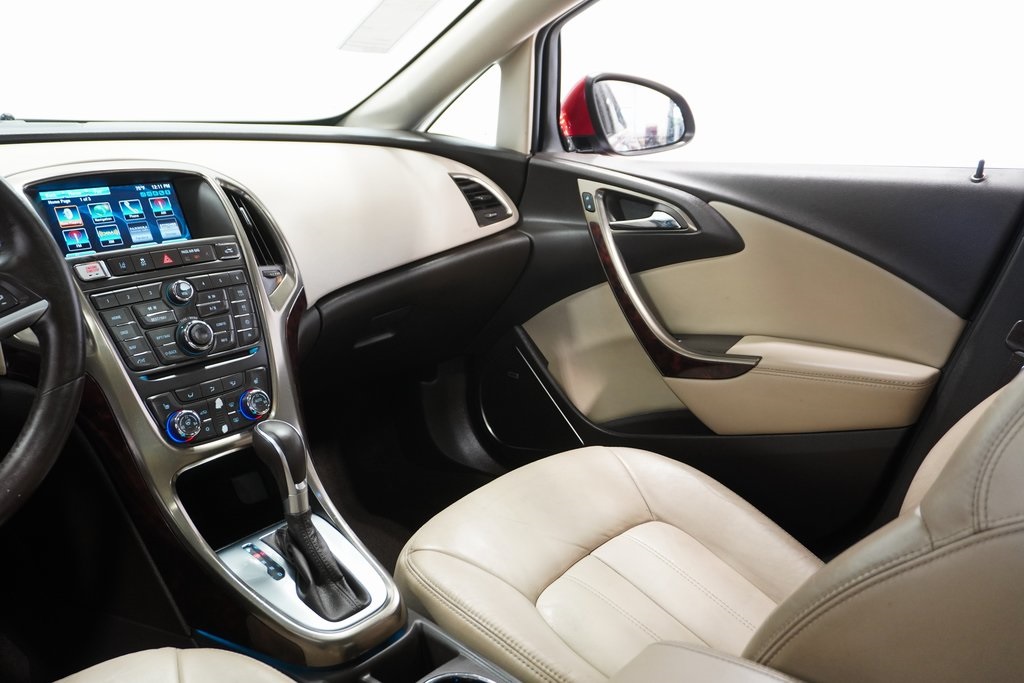 2015 Buick Verano Leather Group 17