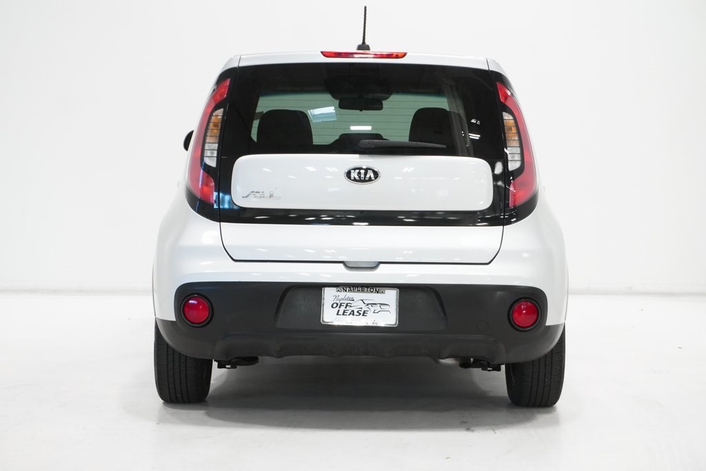 2017 Kia Soul Base 6