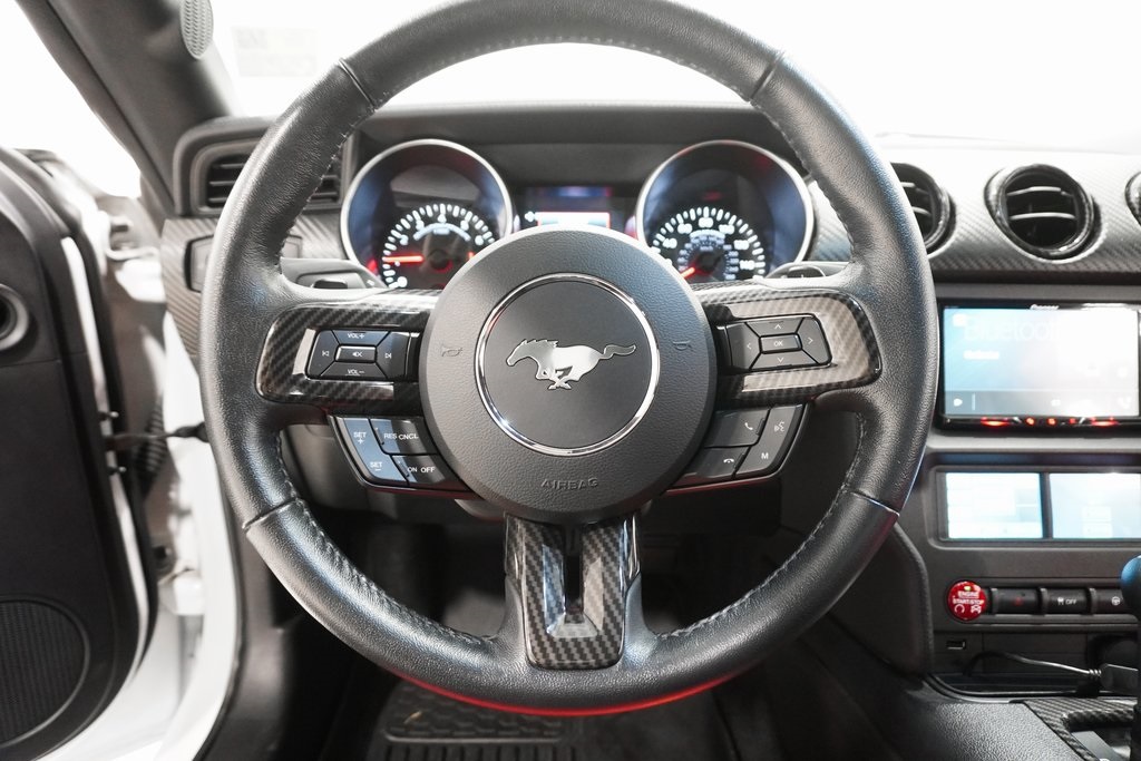 2019 Ford Mustang EcoBoost 18