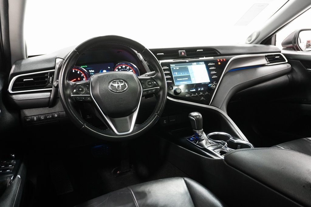 2018 Toyota Camry XSE V6 18