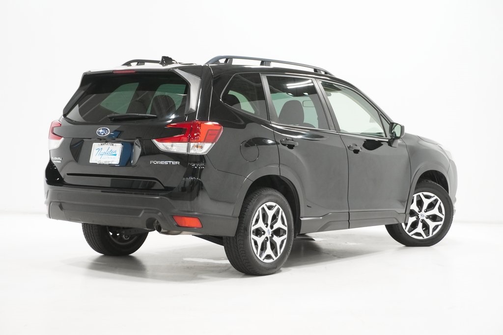 2022 Subaru Forester Premium 7