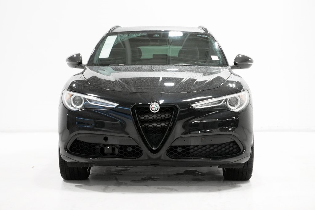 2021 Alfa Romeo Stelvio Ti Sport 3