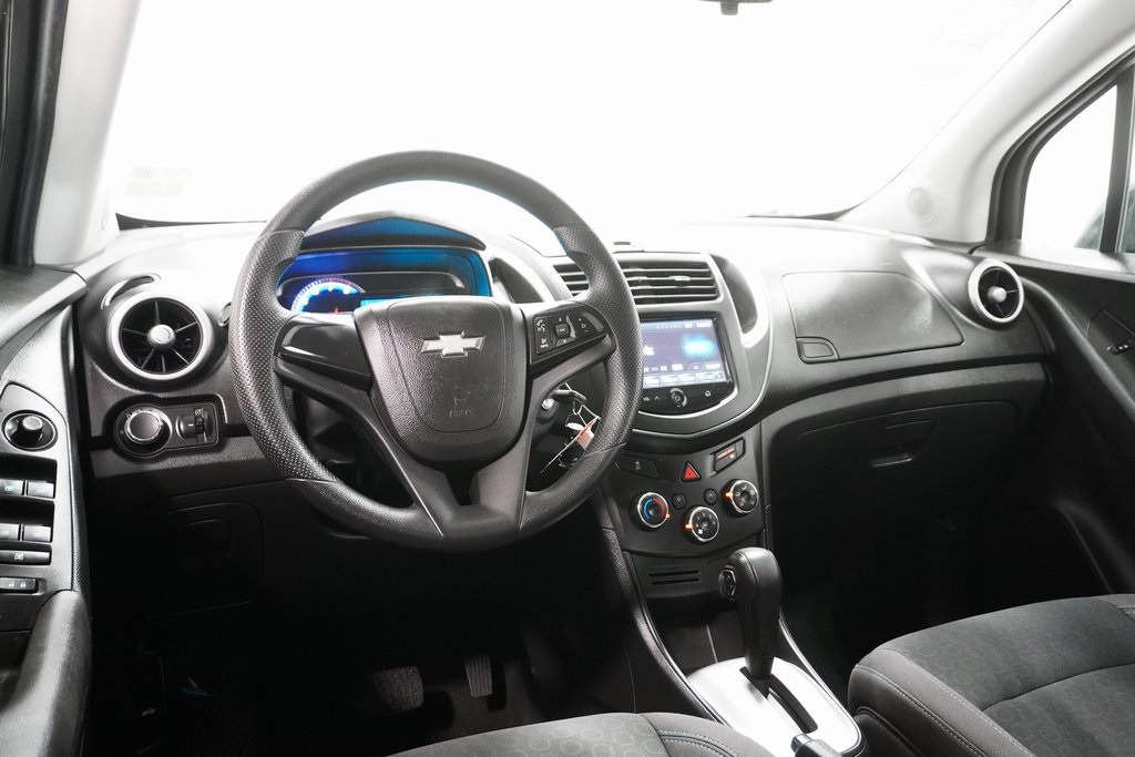 2016 Chevrolet Trax LS 17