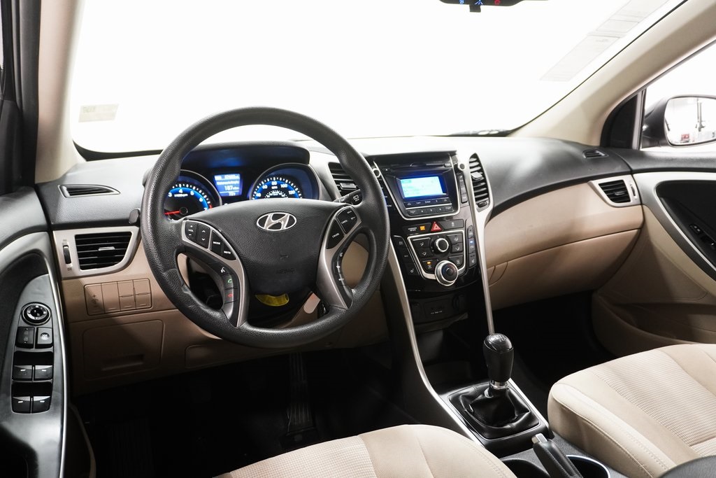 2013 Hyundai Elantra GT Base 17