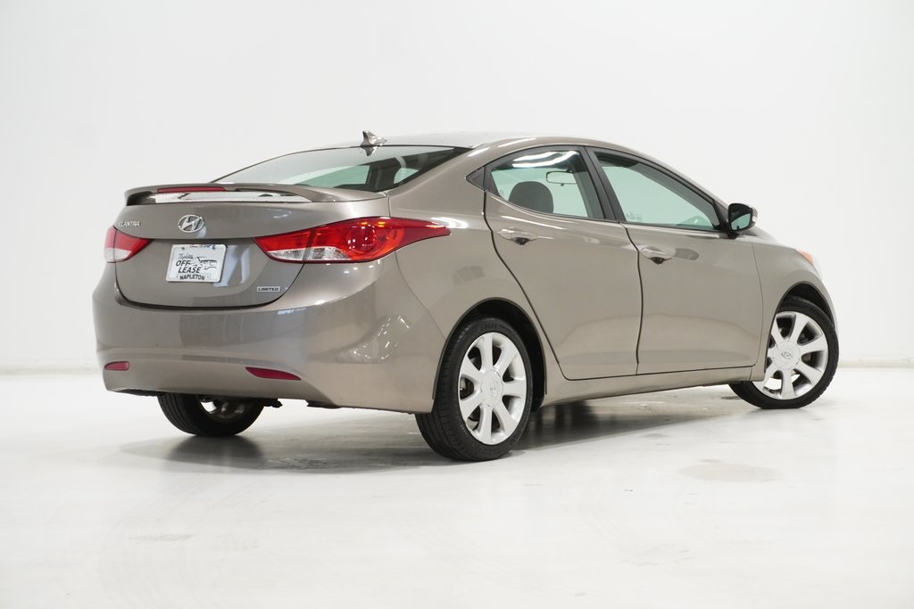 2013 Hyundai Elantra Limited 7