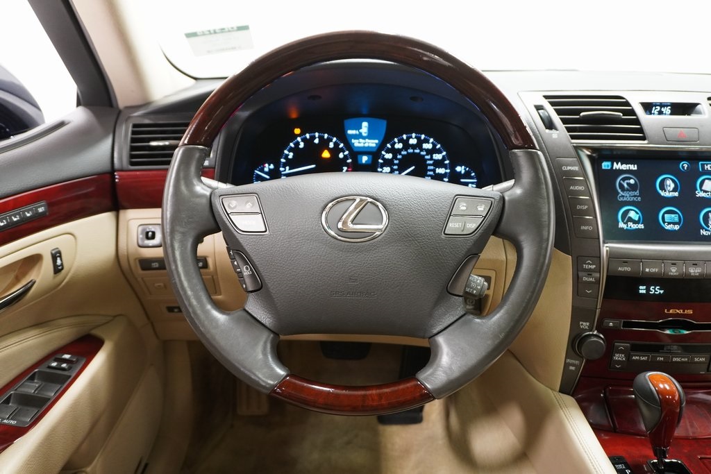 2009 Lexus LS 460 18