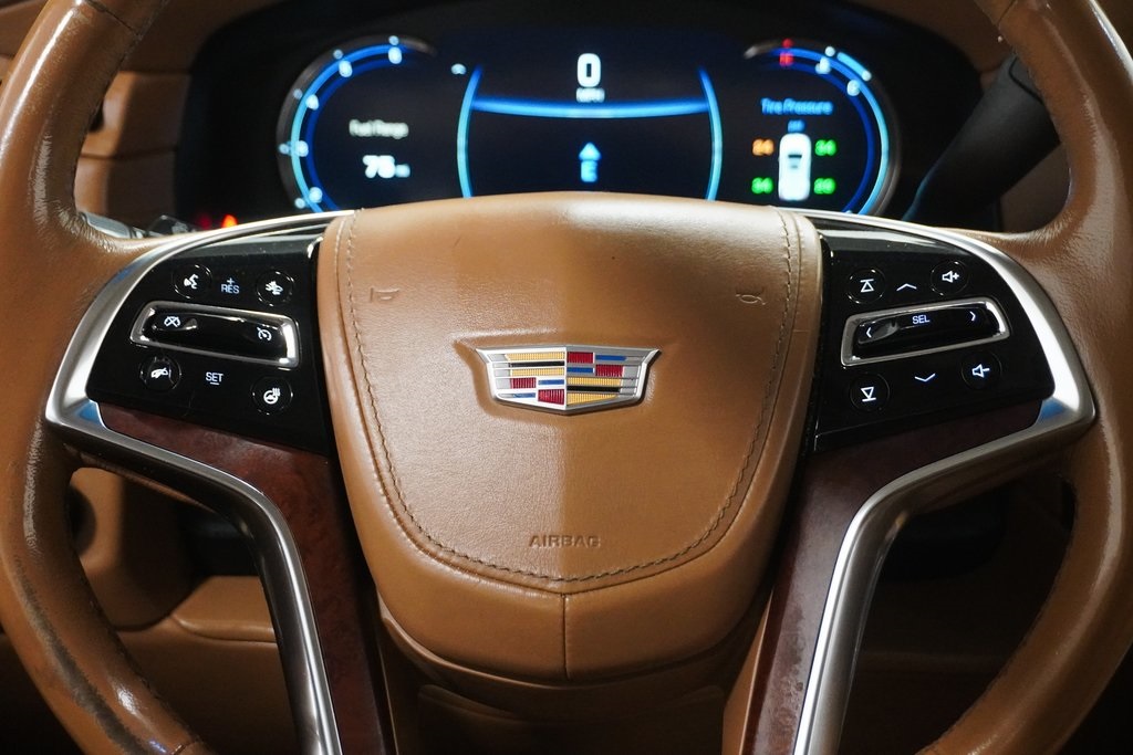 2016 Cadillac Escalade ESV Platinum Edition 25