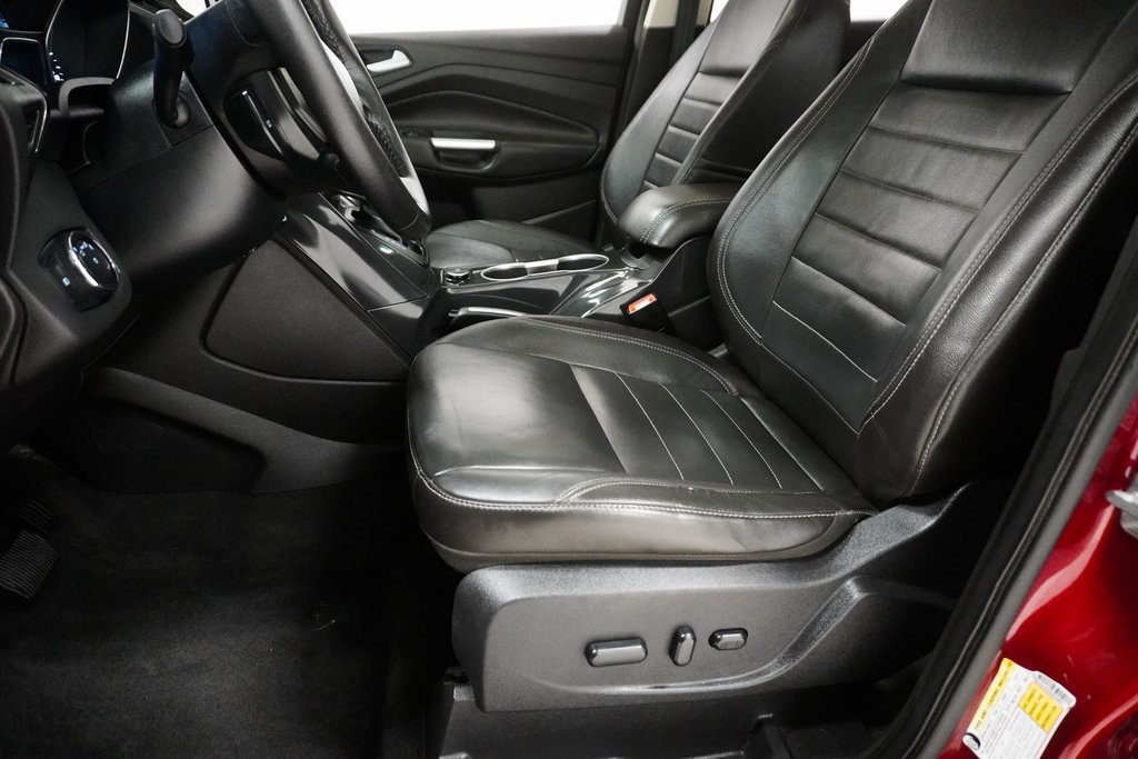 2014 Ford Escape Titanium 12