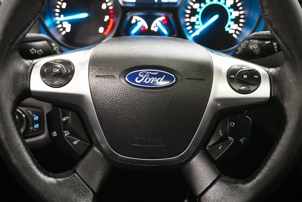 2014 Ford Escape Titanium 24