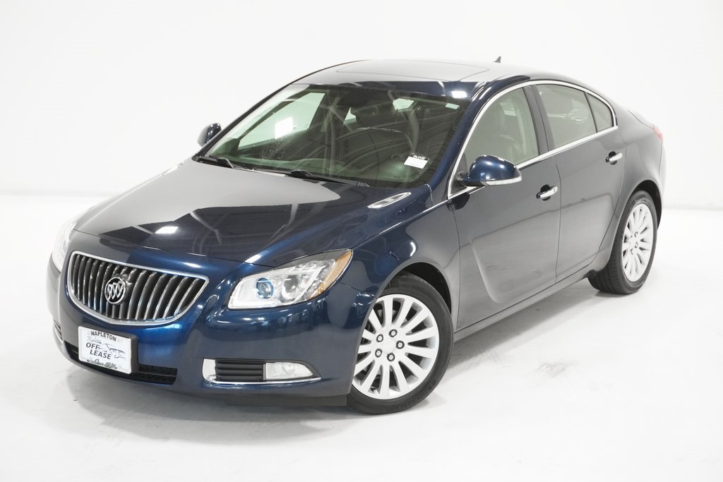 2012 Buick Regal Premium II 2