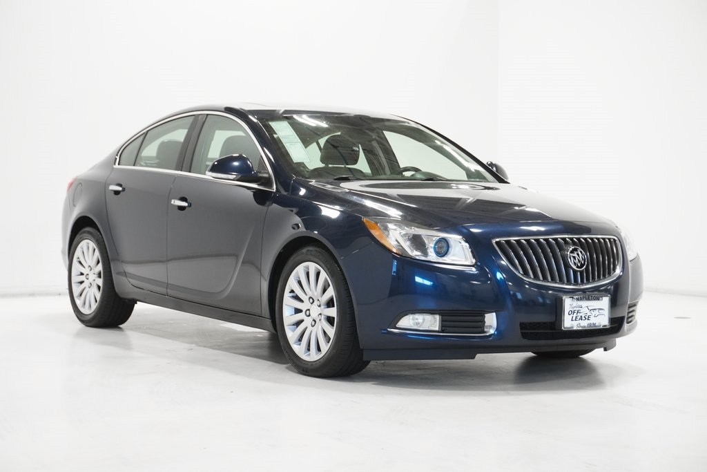 2012 Buick Regal Premium II 4