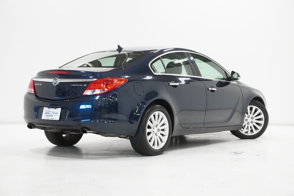 2012 Buick Regal Premium II 7