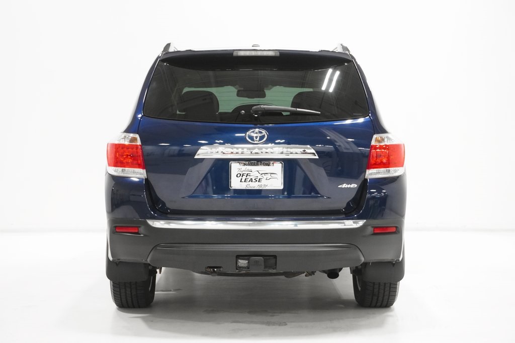 2012 Toyota Highlander Limited 26