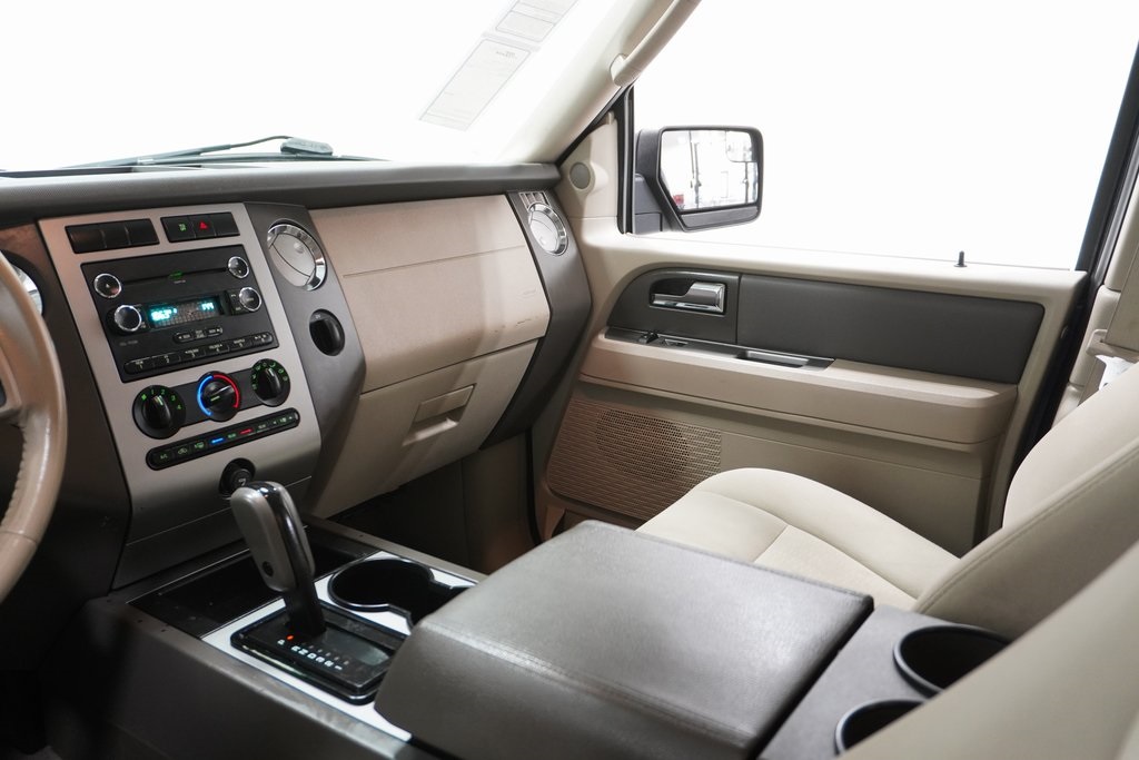 2012 Ford Expedition XL 16