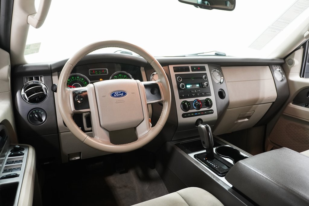 2012 Ford Expedition XL 17