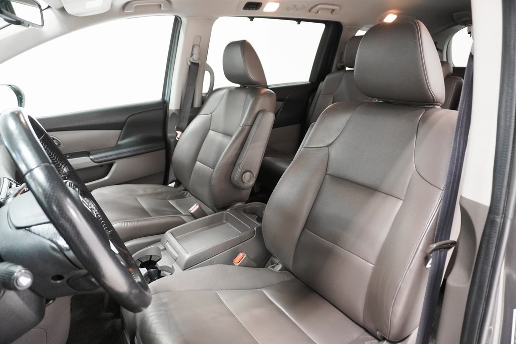 2016 Honda Odyssey Touring 10