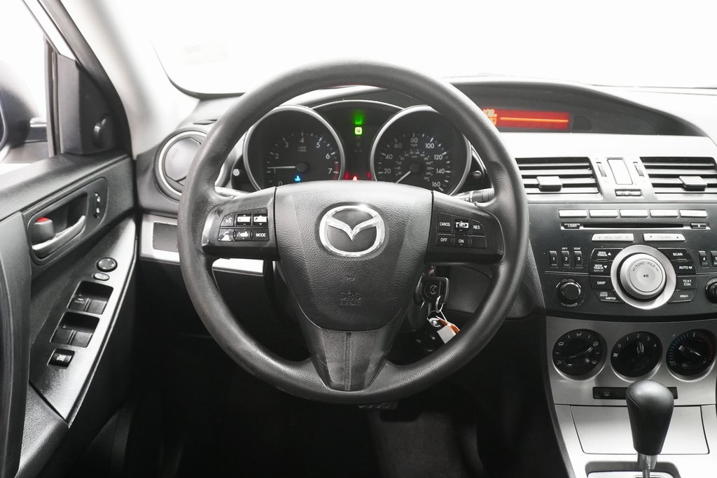 2011 Mazda Mazda3 i Touring 18