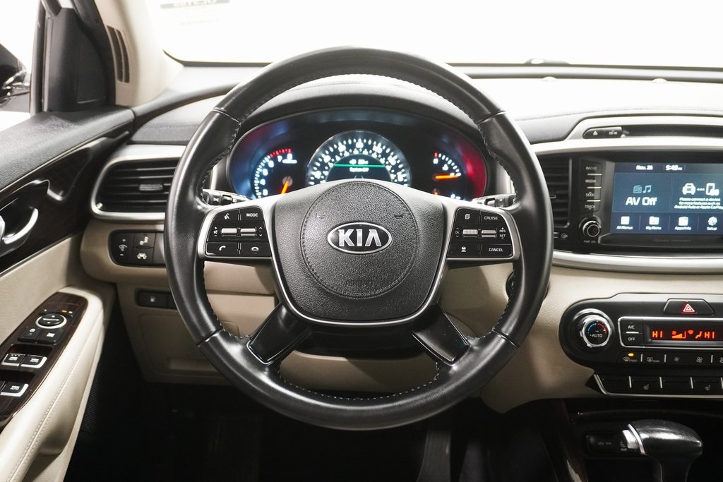 2019 Kia Sorento EX 19