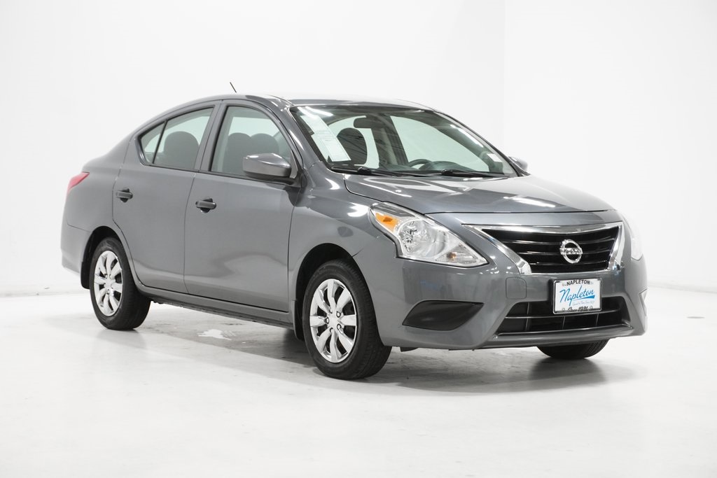 2018 Nissan Versa 1.6 S 4