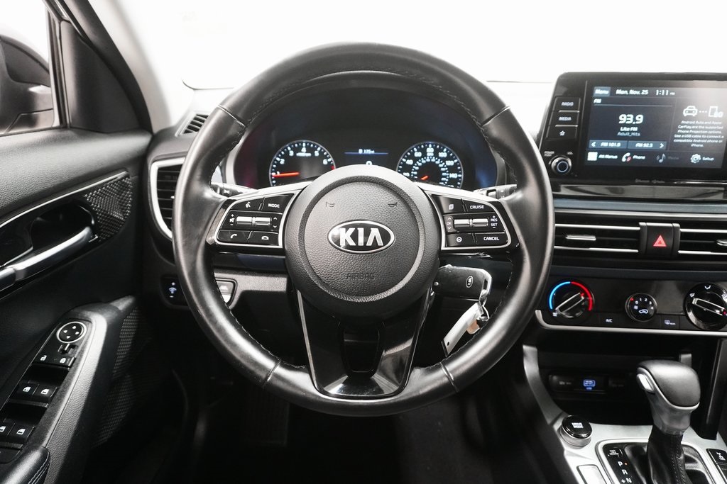 2021 Kia Seltos S 19