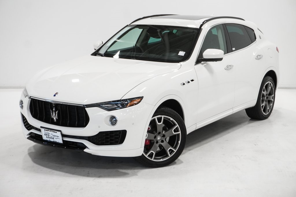 2017 Maserati Levante Base 2