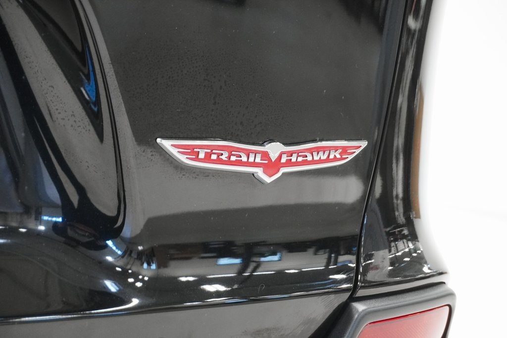 2021 Jeep Cherokee Trailhawk 8