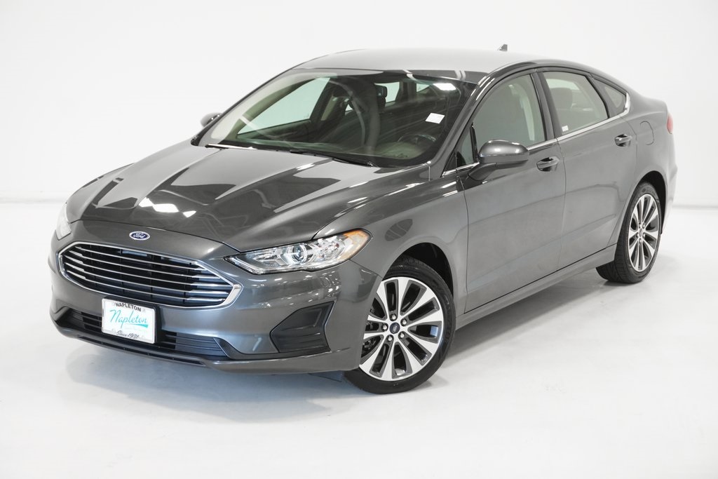 2020 Ford Fusion SE 2