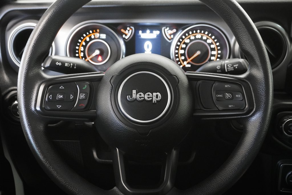 2023 Jeep Gladiator Sport 23