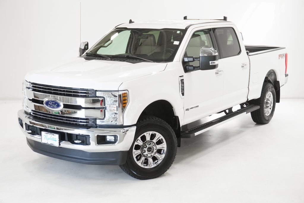 2019 Ford F-350SD Lariat 2