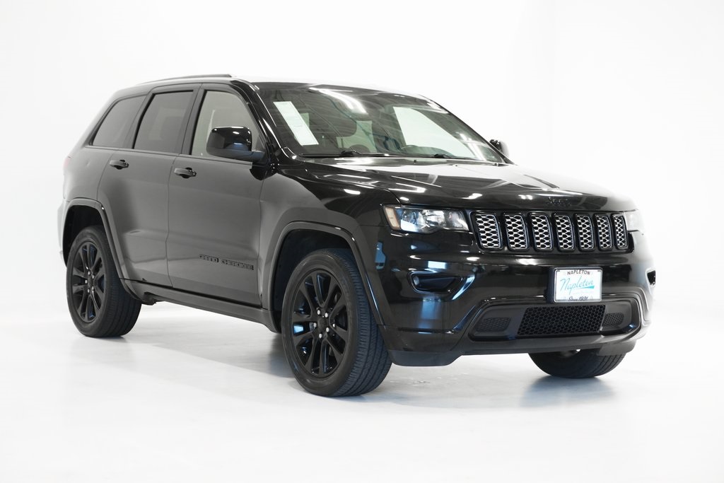 2020 Jeep Grand Cherokee Altitude 4