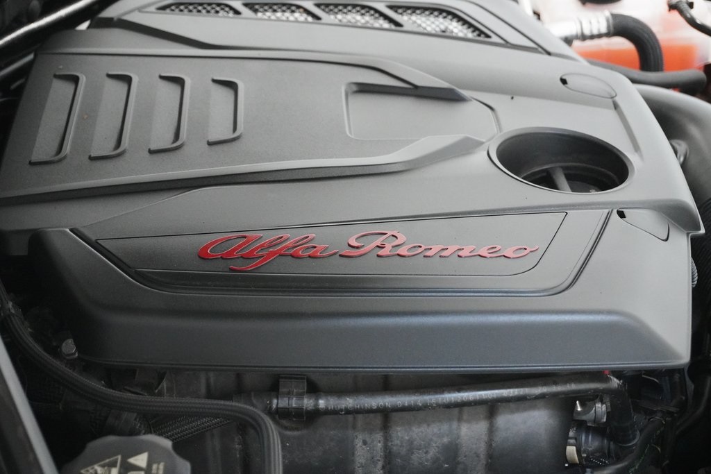 2021 Alfa Romeo Giulia Ti Sport 11