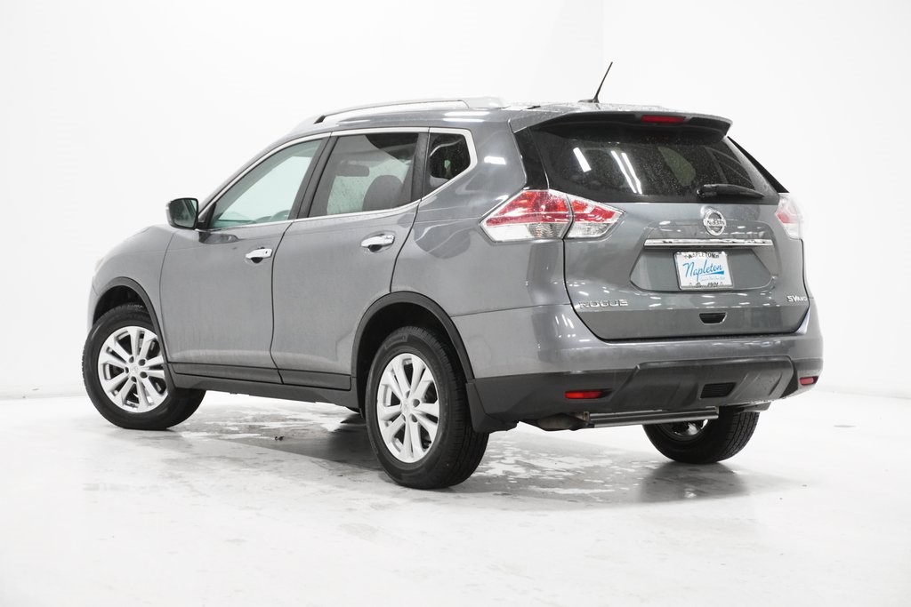 2015 Nissan Rogue SV 22