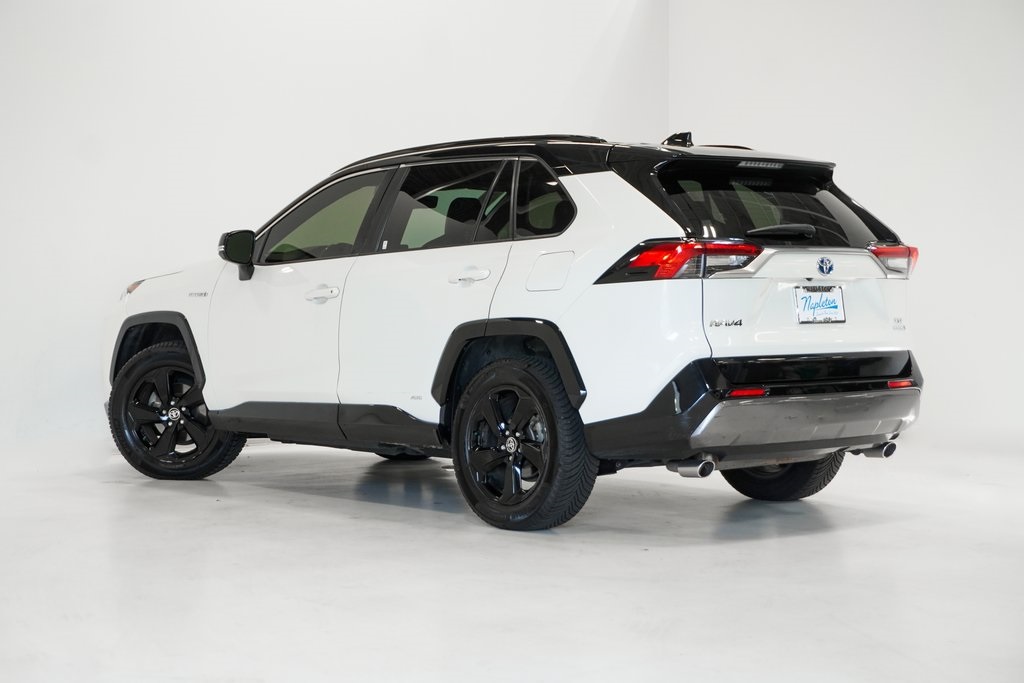 2020 Toyota RAV4 Hybrid XSE 5