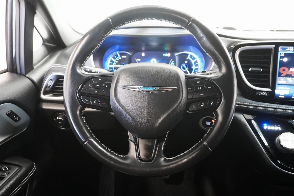 2021 Chrysler Pacifica Hybrid Touring L 24