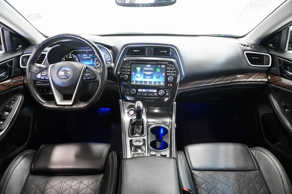 2017 Nissan Maxima Platinum 14