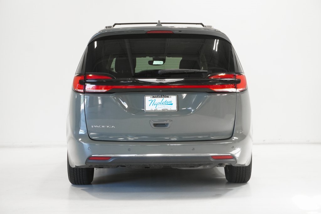 2022 Chrysler Pacifica Touring L 7