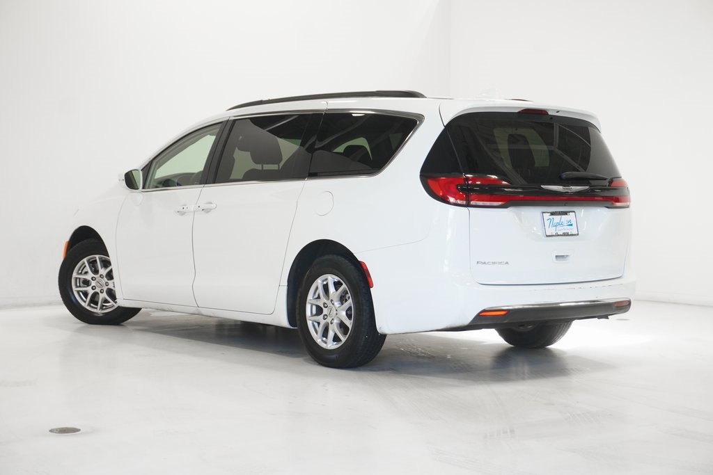 2022 Chrysler Pacifica Touring L 5