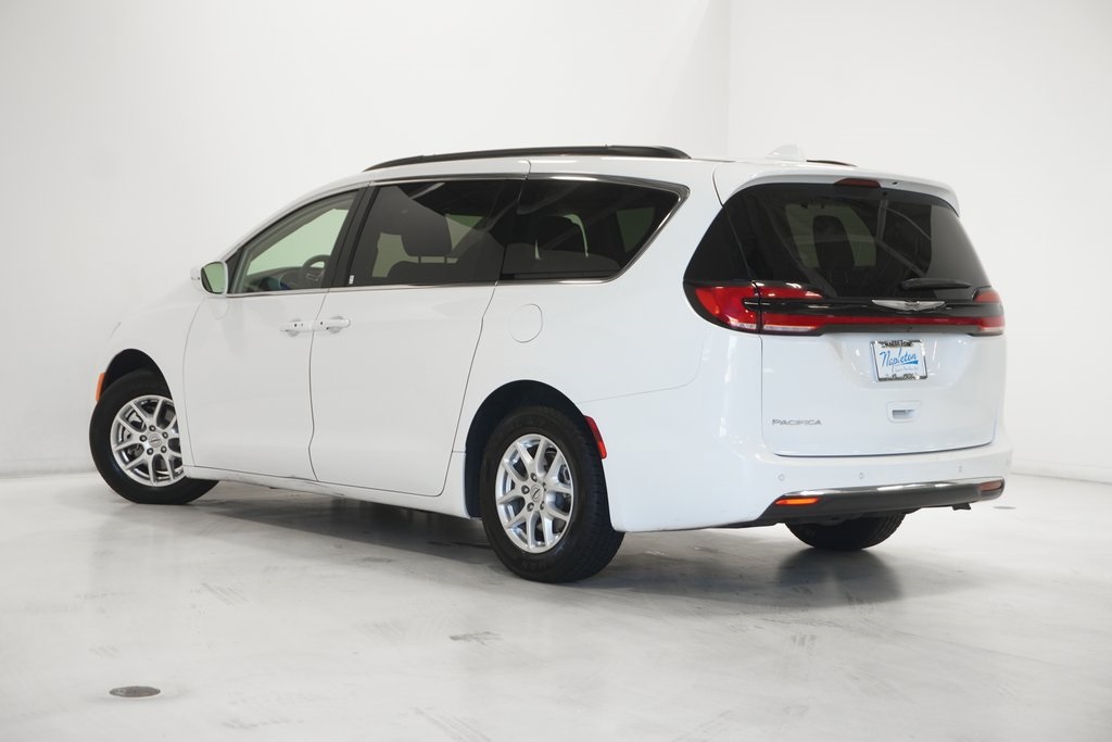 2022 Chrysler Pacifica Touring L 5