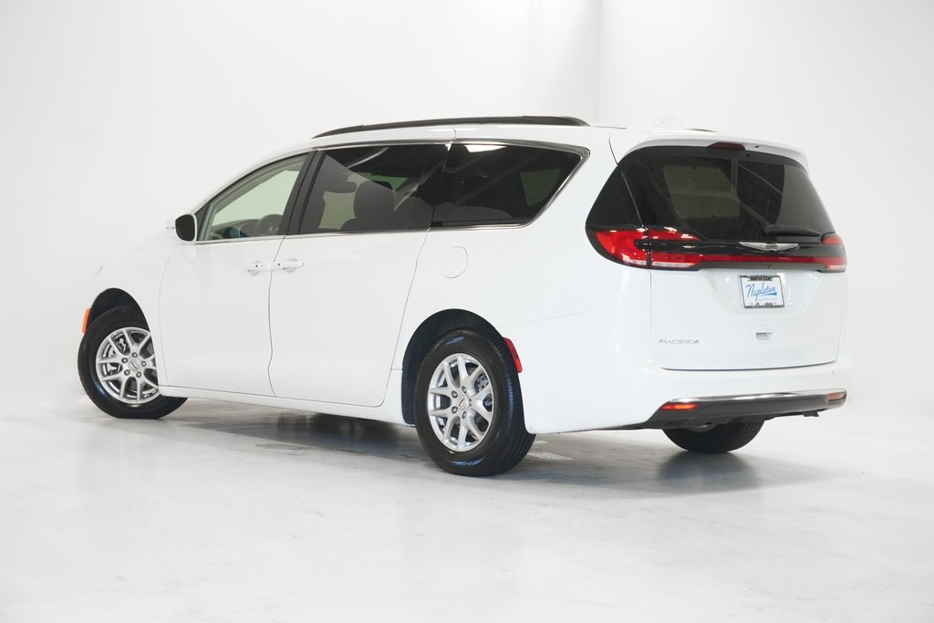 2022 Chrysler Pacifica Touring L 5