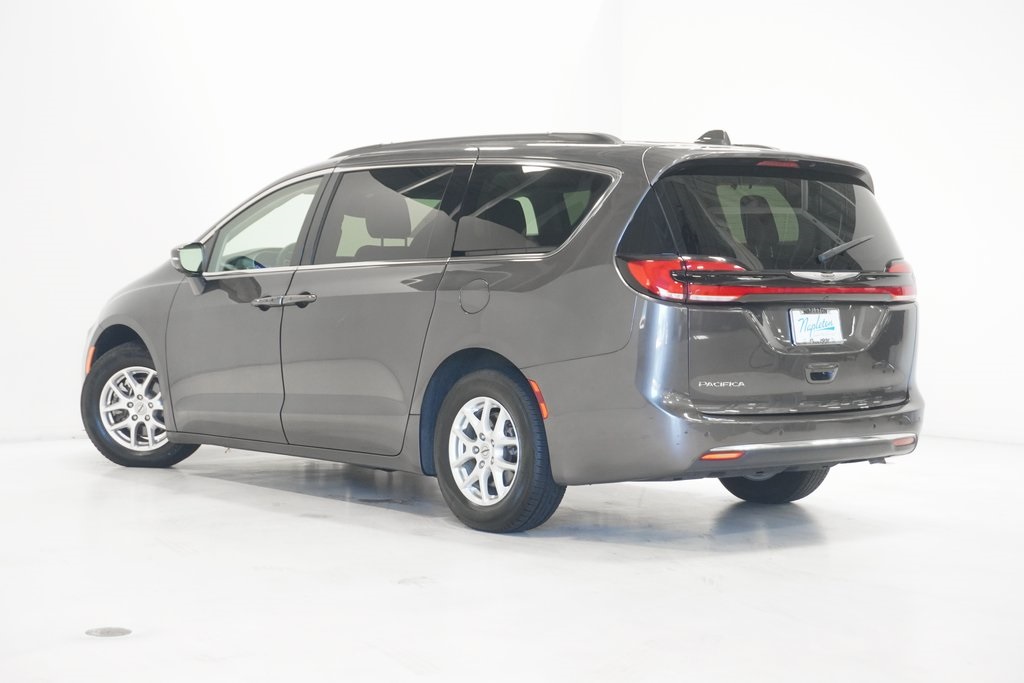 2022 Chrysler Pacifica Touring L 5