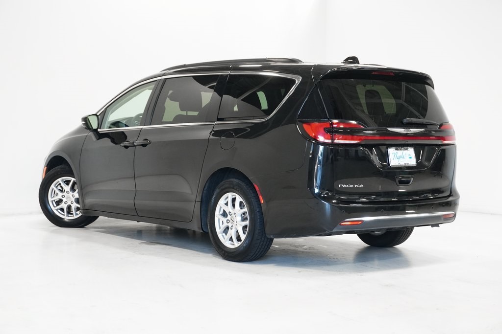 2022 Chrysler Pacifica Touring L 5